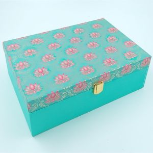 Beautiful Wooden Storage/Packing Box for Jewellery/Gifts/Showcase