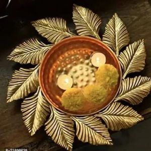 Gold Leaf shape Diya Urli